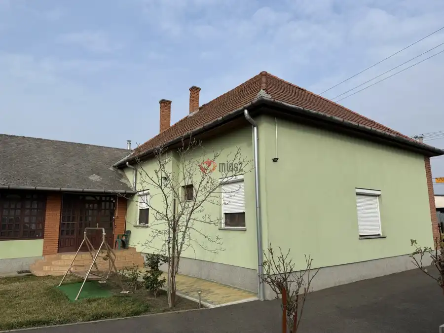 eladó családi ház, Püspökladány