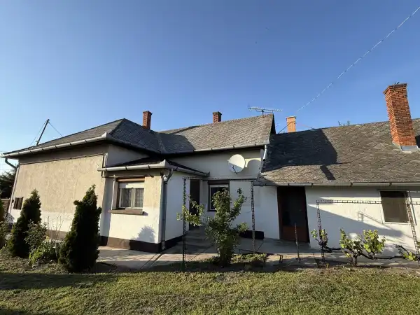 Eladó családi ház, Püspökladány 3 szoba 83 m² 31.9 M Ft