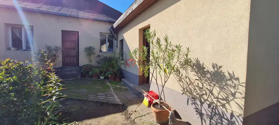 eladó családi ház, Rácalmás