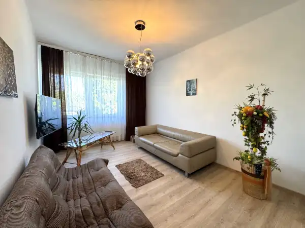 Eladó családi ház, Rajka 6 szoba 160 m² 131.3 M Ft