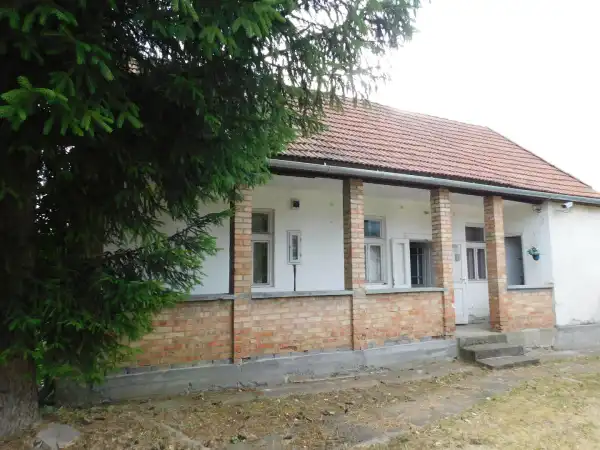 Eladó családi ház, Recsk 2 szoba 50 m² 7.9 M Ft