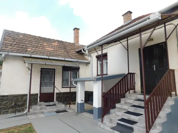 Eladó családi ház, Recsk 2 szoba 80 m² 28.5 M Ft