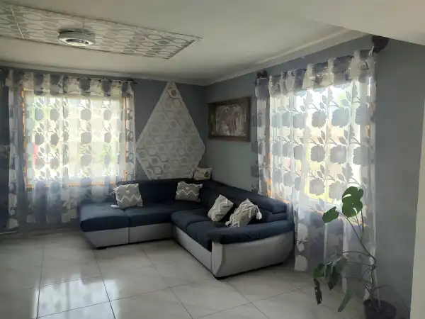 Eladó családi ház, Romhány 2+3 szoba 140 m² 35 M Ft