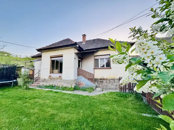 Eladó családi ház, Romhány 3 szoba 100 m² 34.99 M Ft