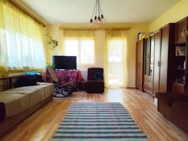 Eladó családi ház, Sajószentpéter 7 szoba 220 m² 43.5 M Ft