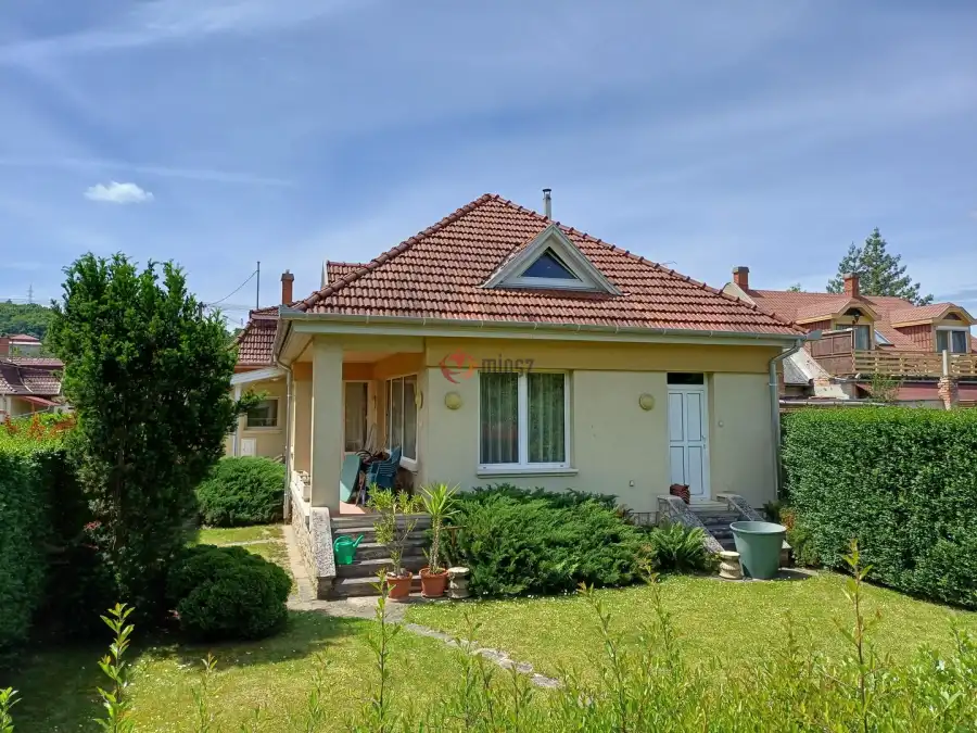 eladó családi ház, Salgótarján