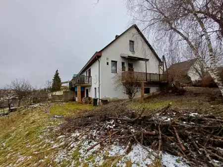 eladó családi ház, Salgótarján