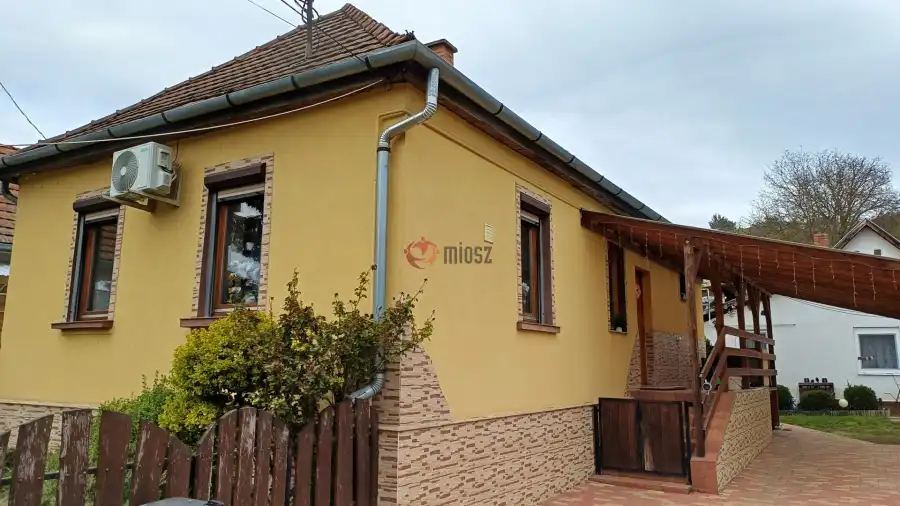 eladó családi ház, Salgótarján