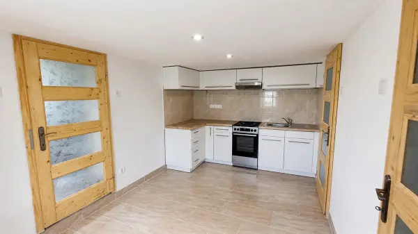 Eladó családi ház, Salgótarján 1+1 szoba 80 m² 44 M Ft