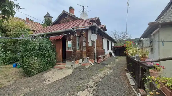 Eladó családi ház, Salgótarján 4+2 szoba 141 m² 29.9 M Ft