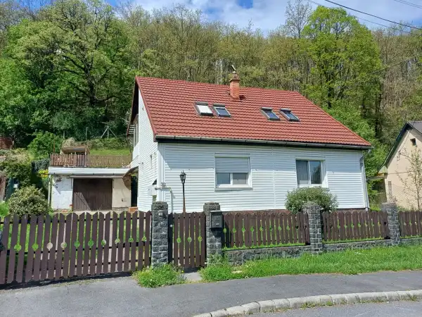 Eladó családi ház, Salgótarján 4 szoba 106 m² 32.9 M Ft