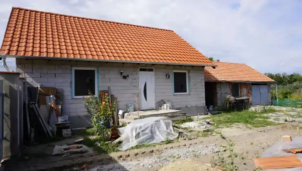 Eladó családi ház, Sándorfalva 2 szoba 70 m² 39.9 M Ft
