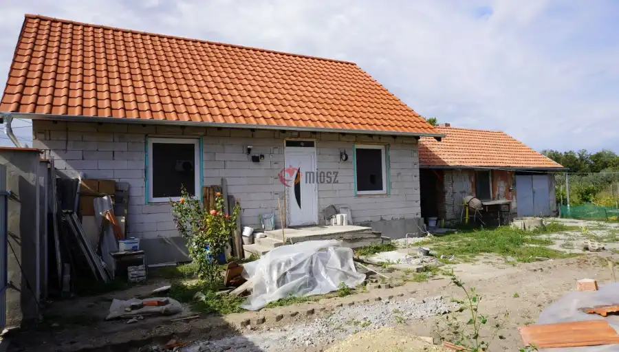eladó családi ház, Sándorfalva