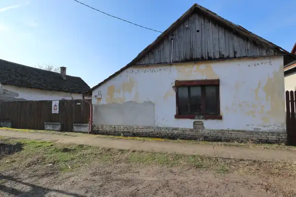 Eladó családi ház, Sándorfalva 2 szoba 58 m² 19.9 M Ft