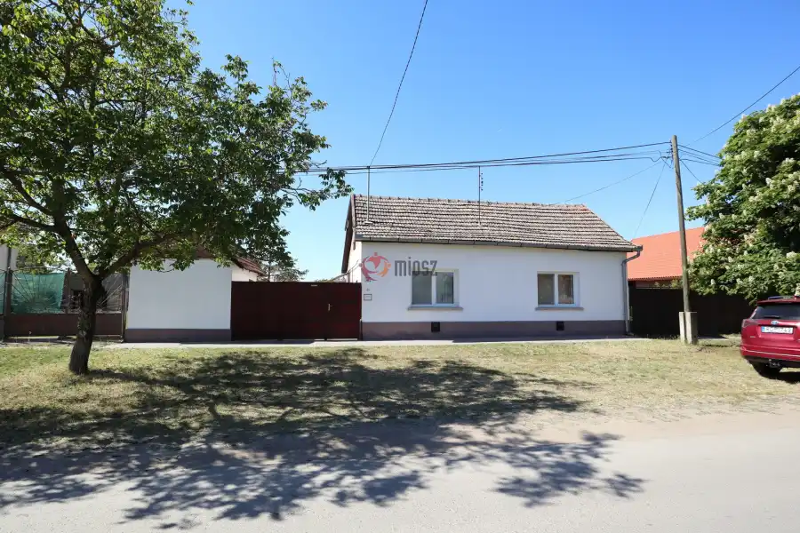 eladó családi ház, Sándorfalva