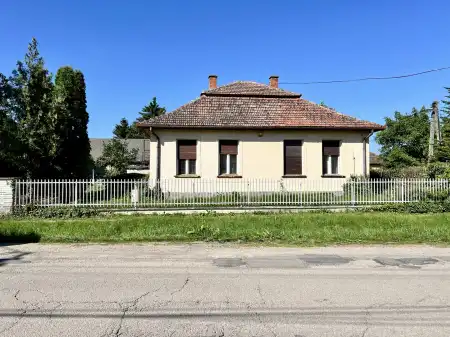 eladó családi ház, Sárbogárd