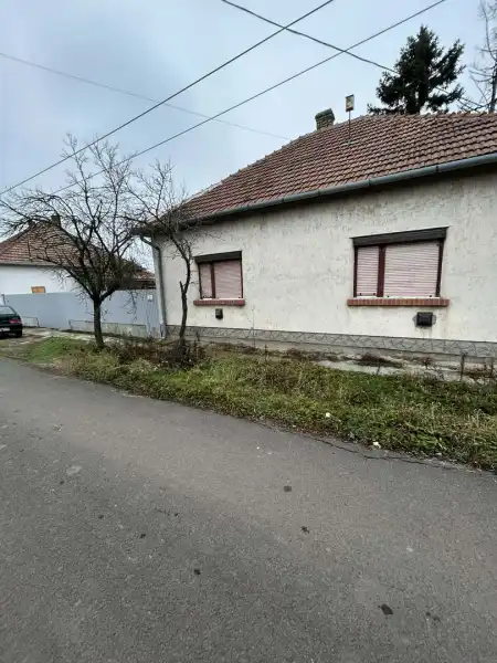 eladó családi ház, Sarkad