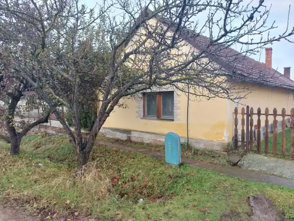 Eladó családi ház, Sarkad 3 szoba 100 m² 6.2 M Ft