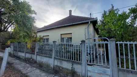 eladó családi ház, Sarkad