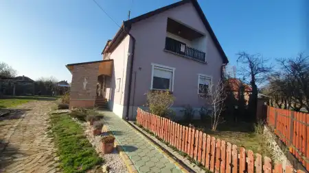eladó családi ház, Sarkad