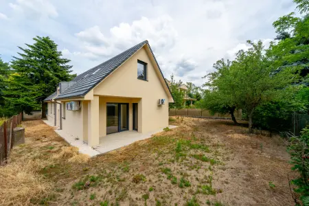 eladó családi ház, Solymár
