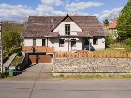 eladó családi ház, Szanda