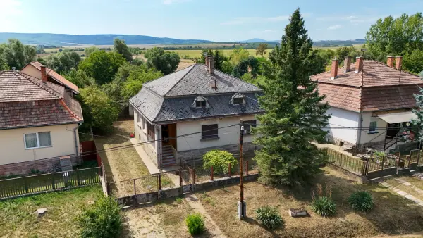 Eladó családi ház, Szátok 3 szoba 113 m² 25.9 M Ft