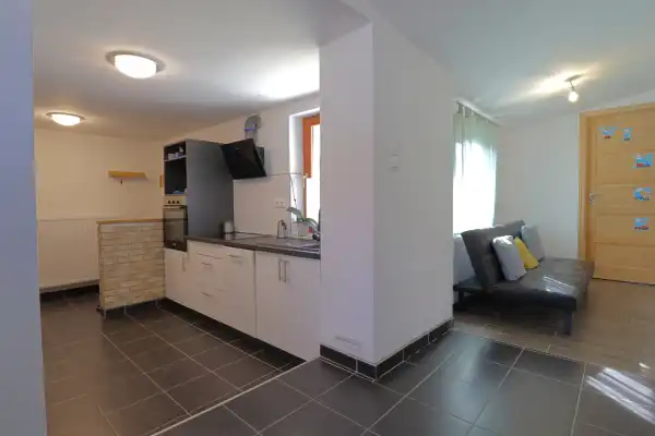 Eladó családi ház, Szatymaz 2+2 szoba 85 m² 49.5 M Ft