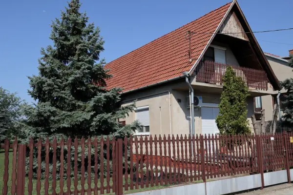 Eladó családi ház, Szatymaz 3 szoba 102 m² 69.9 M Ft