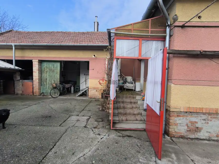 eladó családi ház, Szeged