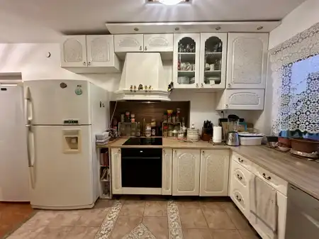 eladó családi ház, Székesfehérvár