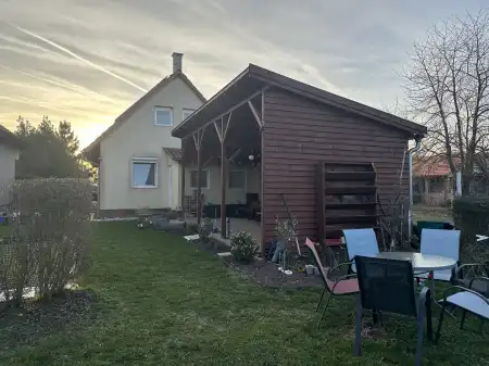 eladó családi ház, Székesfehérvár