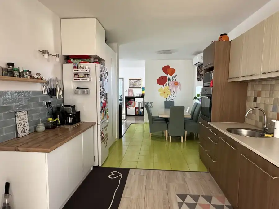 eladó családi ház, Székesfehérvár