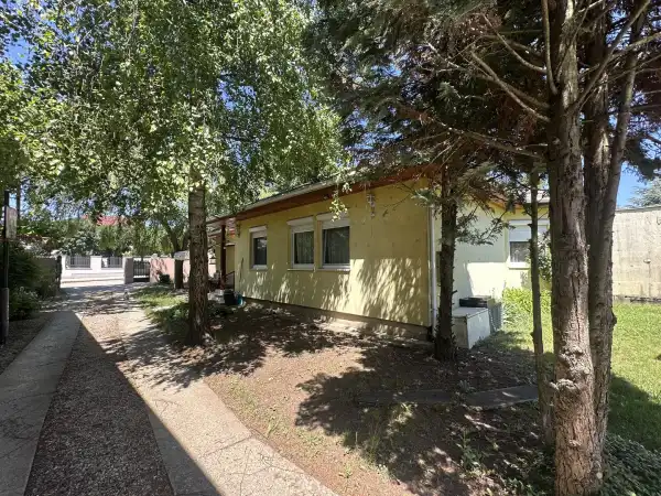 Eladó családi ház, Székesfehérvár 4 szoba 100 m² 90 M Ft