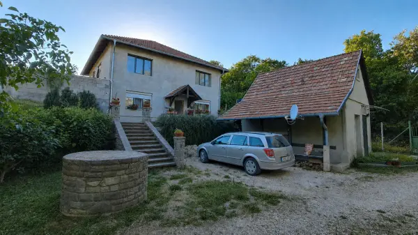 Eladó családi ház, Szentendre 6 szoba 174 m² 140 M Ft