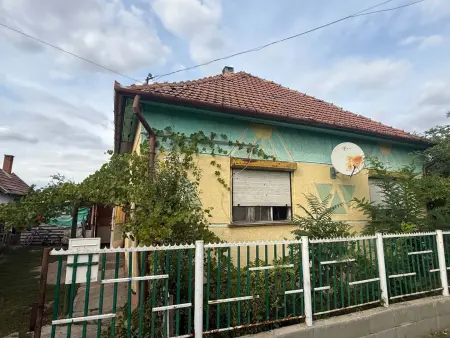 eladó családi ház, Szerep