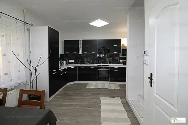 Eladó családi ház, Szigetszentmárton 3 szoba 130 m² 69.9 M Ft