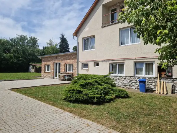 Eladó családi ház, Szilvásvárad 8 szoba 310 m² 120 M Ft