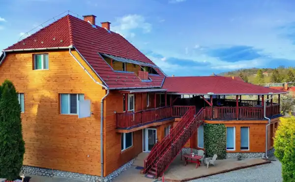 Eladó családi ház, Szilvásvárad 11 szoba 500 m² 149 M Ft