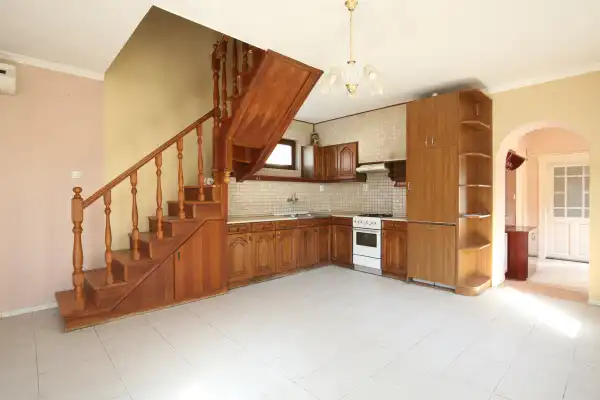 Eladó családi ház, Sződliget 2 szoba 80 m² 75 M Ft