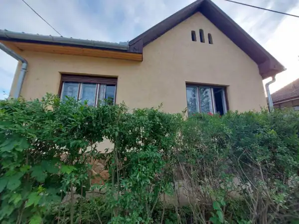 Eladó családi ház, Szokolya 2 szoba 69 m² 39.3 M Ft