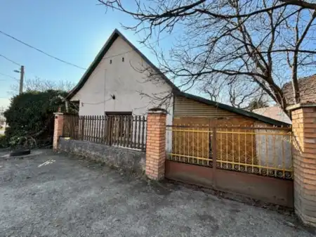 eladó családi ház, Szokolya