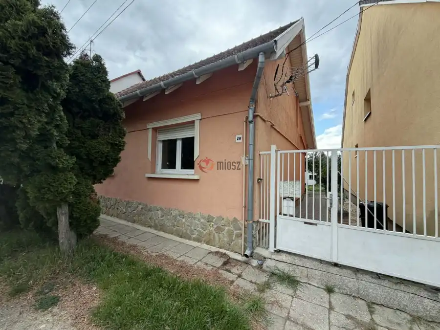 eladó családi ház, Szombathely