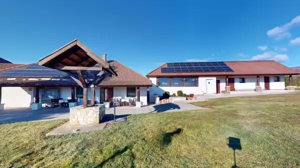 Eladó családi ház, Tállya 6+1 szoba 350 m² 159.9 M Ft