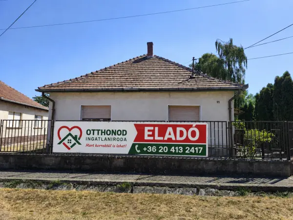 Eladó családi ház, Tápiószele 2+1 szoba 85 m² 25.5 M Ft
