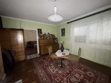 eladó családi ház, Tatabánya