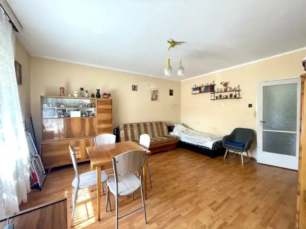 Eladó családi ház, Tatabánya 2 szoba 87 m² 51.2 M Ft