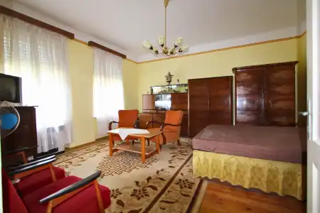 eladó családi ház, Tengőd
