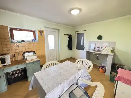 eladó családi ház, Tenk