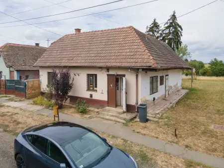 eladó családi ház, Tereske